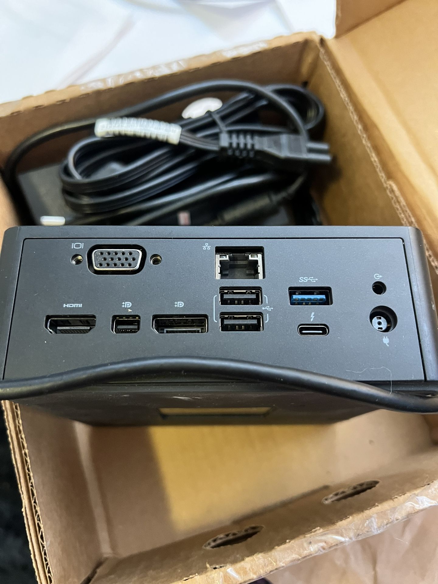 Dell Thunderbolt TB16 Docking Station 