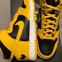 Jordan 1 High Top Size 10 Yellow/Black