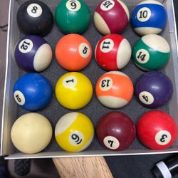 Standard Billiards Balls