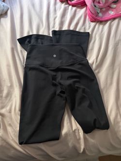 Lululemon mini flare size 6