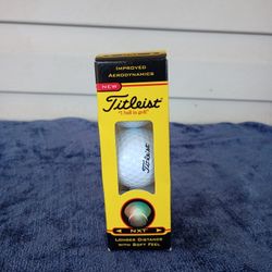 Titleist NXT Distance Soft Feel Low Spin Golf Balls 1 Pack of 3