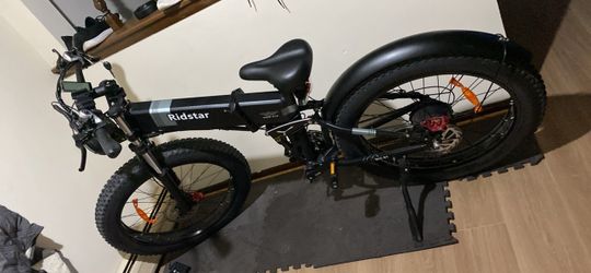 E-Bike / E bike/ bicycle/off-road, and on the street