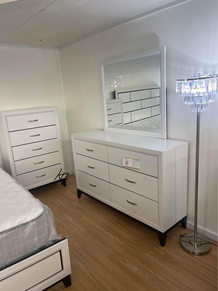 Akerson Gray Panel Bedroom Set
Crown Mark$10 Down Payment And Financing Available