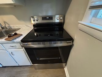GE Stainless Steel Electric Range