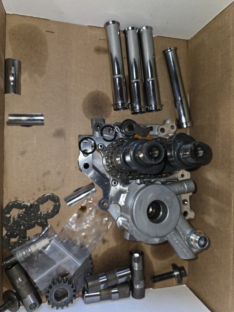 Harley Twin Cam Camchest Items