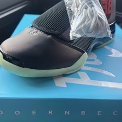 Doernbecker (size 10)