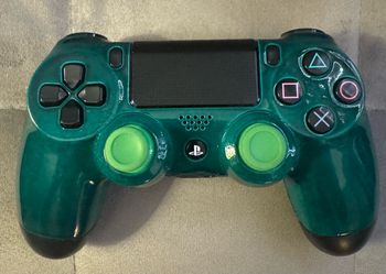 PS4 Controller
