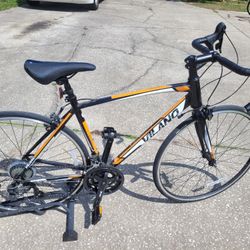New Vilano Road Bike Bicycle 50cm 53cm Frame 700c Tires bought not used all tuned - $100 FIRM 