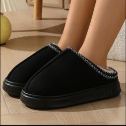 BRAND NEW comfy Shoes For The Winter!! 7.5-8 Size 