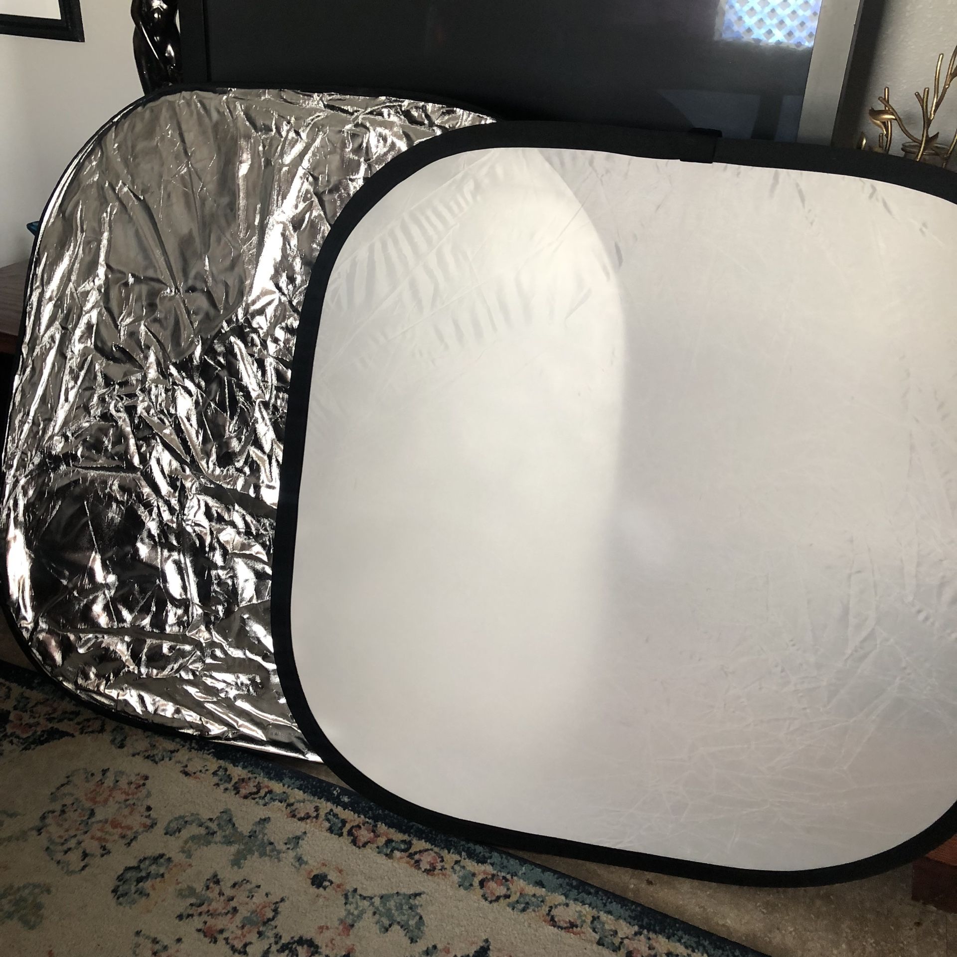 Westcott Illuminator 42” 6-in-1 Reflector Kit (Photography)
