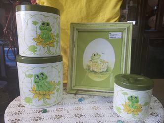 GREEN FROG COLLECTIBLES