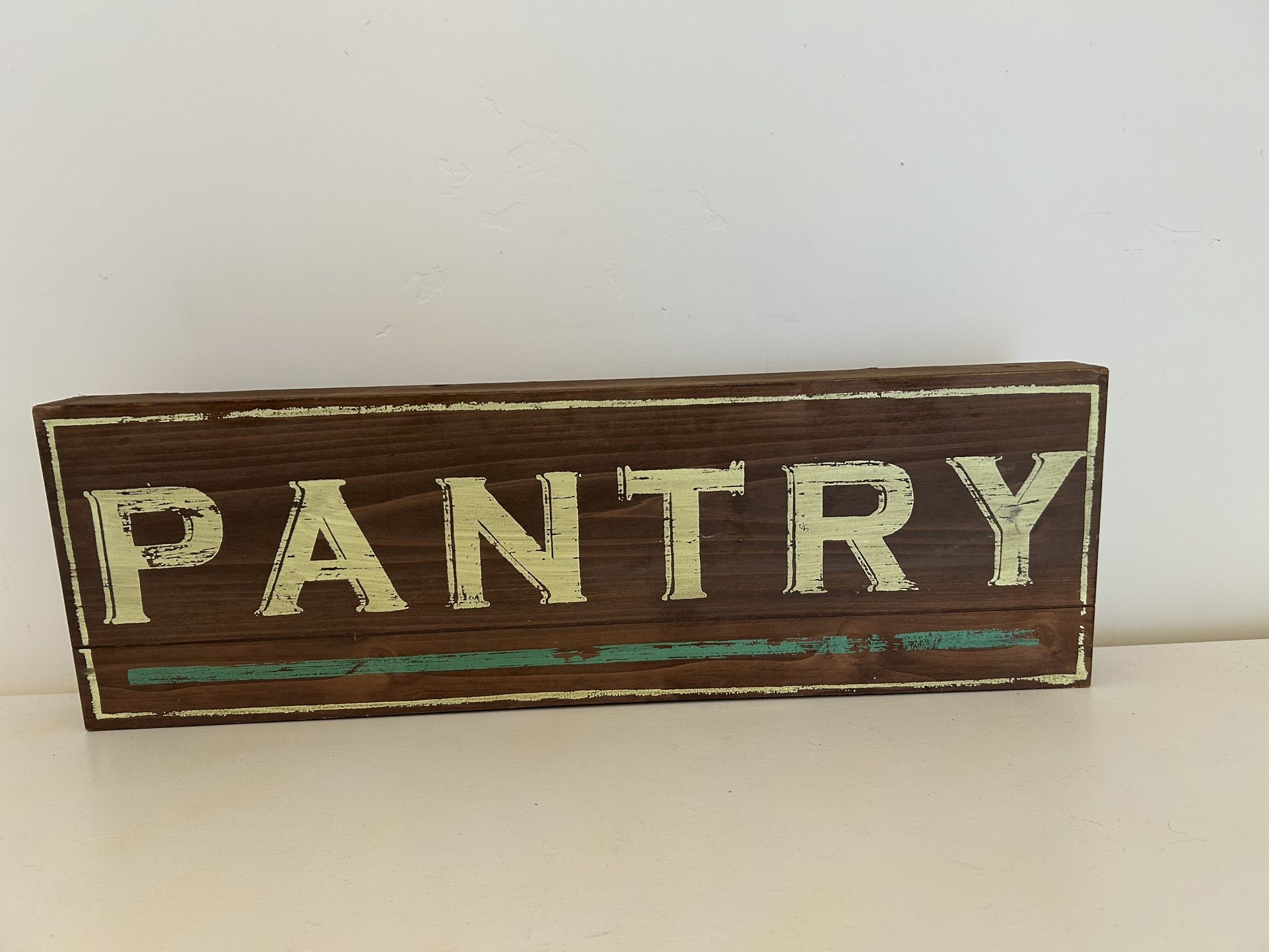 PANTRY sign 10.00