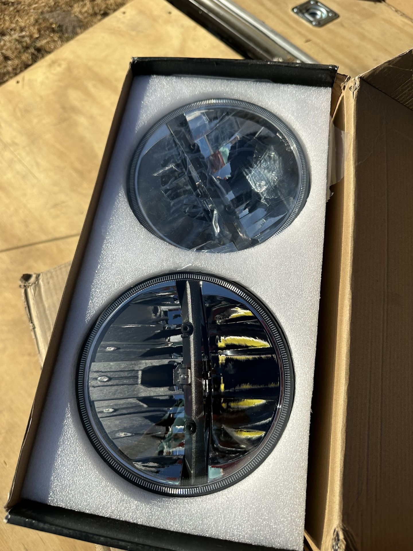 7” Jeep Headlights New