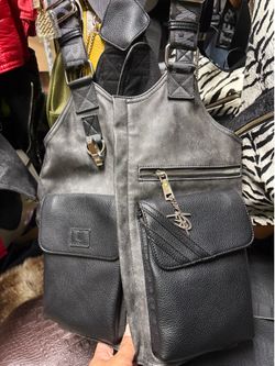 Utility Vest / one size fits all