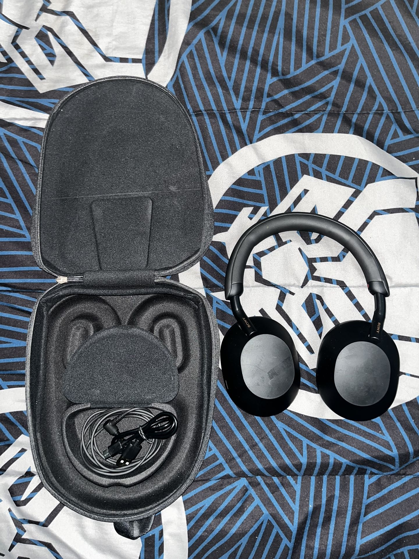Sony Headphones XM5