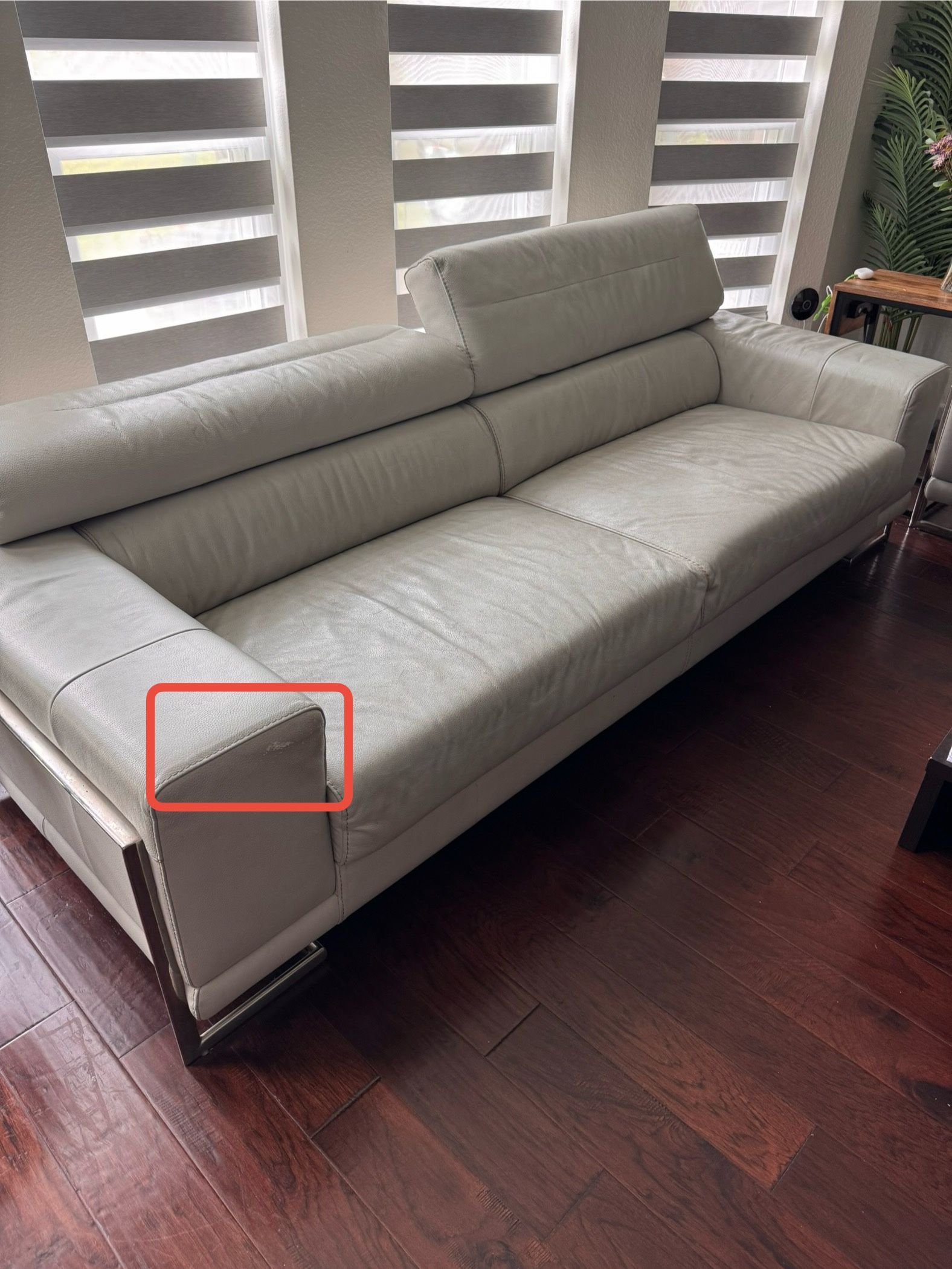 Full Grain Leather Sofa Set