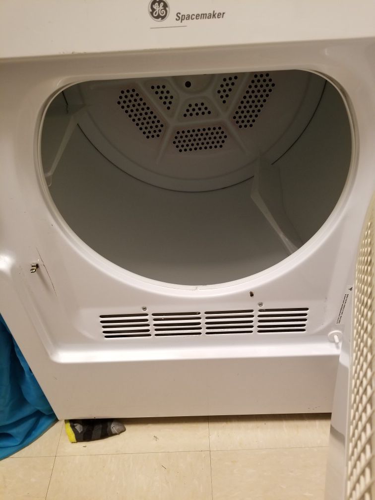 Brand New** Black & Decker 3.5 Cu. Ft. Portable Dryer - White BCED37 for  Sale in New York, NY - OfferUp