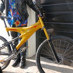 Trek Y11 DCLV Carbon