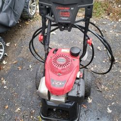 Honda GCV190 3100psi 2.7 GPM Pressure Washer (pump recently replaced at dealer) paperwork available 