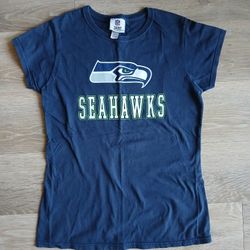 Seattle Seahawks Football Sports Team T-shirt Tee Shirt Women Size S 