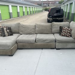 Tan Sectional