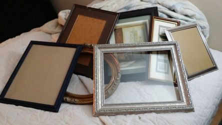 Beautiful pictures/picture frame lot