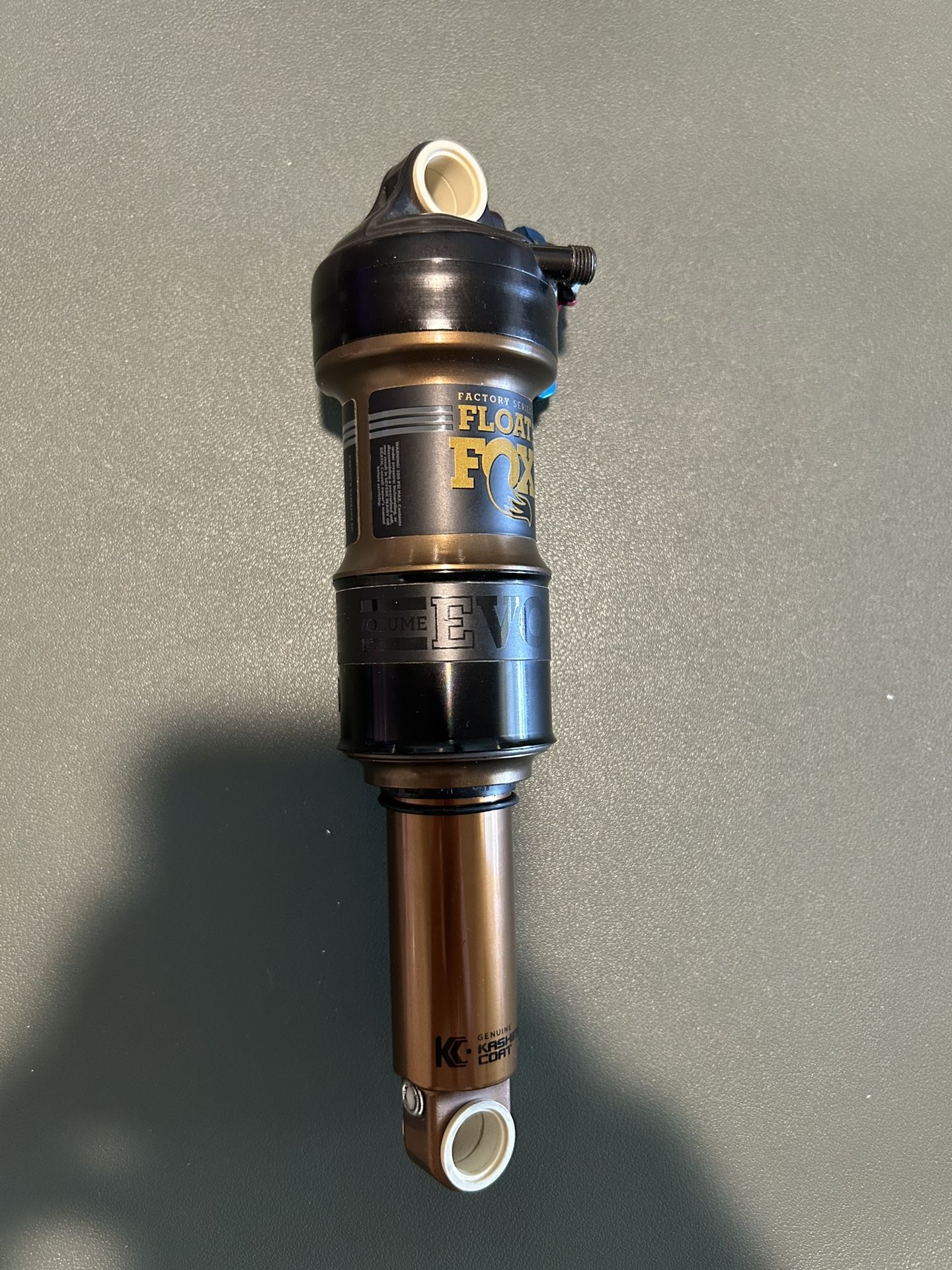 Fox Evol shock width 22mm diameter M8x1.25 kashima coat