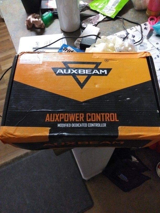 AUXPOWER CONTROL