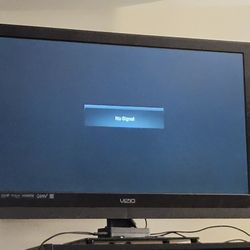 Vizio 32-inch LED LCD W/ Remote