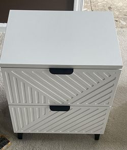 Set Of 2 White Fluted Nightstands