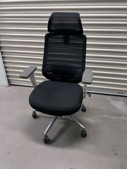 Mesh Ergonomic Office Chair
