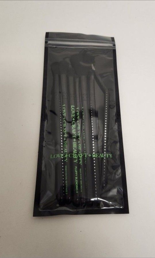 Love Craft Beauty 7 PC Eye Brush Set, NEW