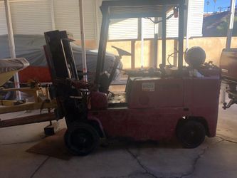 Forklift Thumbnail