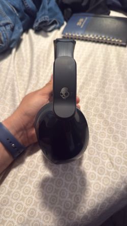 Skullcandy Noise Canceling headphones