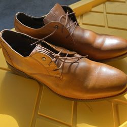 Men’s Shoes 