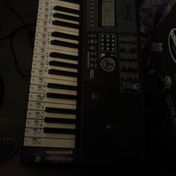Piano Keyboard  $140