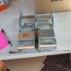 ABA ZMAX GALVANIZED ADJUSTABLE POST VASE FOR 4X6 NEW 28 PIECES $12 EACH $300 FOR 28