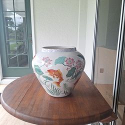 Vintage Vase of the golden carp