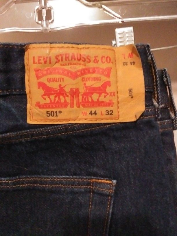 Men's 44x32 (3 Pair) 501 Levi's Like New