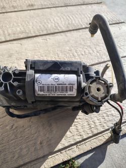 Mercedes Benz air compressor