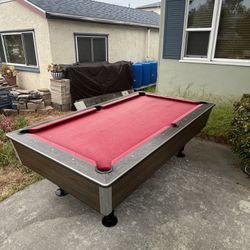 Bar Pool Table 