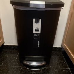 Teach Can / Dust Bin