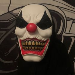 Clown mask