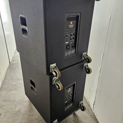 Two 18-in Subwoofers Power Speakers JBL PRX800
