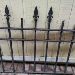 Vintage Cast Iron Finials Spear Head 