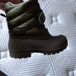 Carters boots