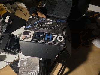 Corsair Hydro H70 Liquid CPU Cooler – Like New – Complete in Original Box