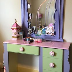 Very Gorgeous  Baby girl bedroom set