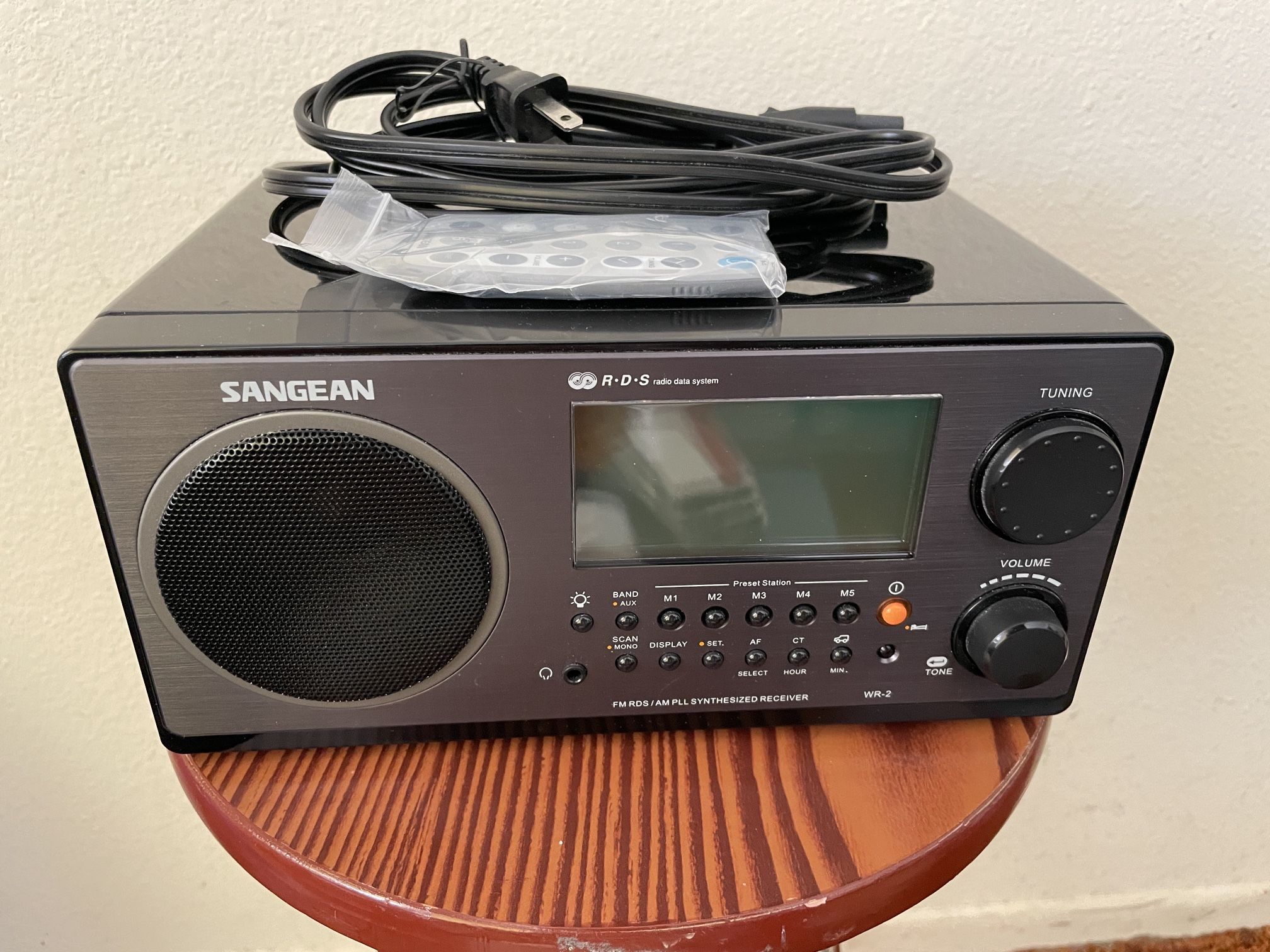 Sangean Radio wr-2