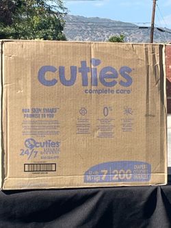 The Cuties Complete Care Size 7 (200 Count) bulk box DIAPERS